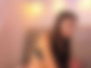 Live cam show with Chelseylewis - MILF Teen (18+) on Camsoda