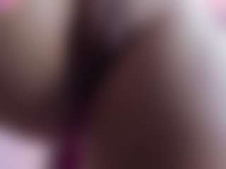Live cam show with Chelseylewis - Brown Hair MILF on Nude Live Now