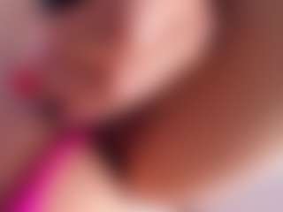 Live cam show with Chelseylewis - Spanks on camwithhim.com