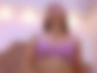 Live cam show with Chelseylewis - Sweet on TottyGirls