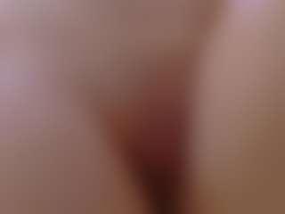 Chelseylewis MILF webcam performer live streaming