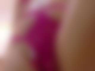 Live cam show with Chelseylewis - Lingerie on Milfs Live