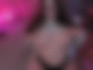 Live cam show with Lila Ellis - Sex on Fling VIP Chat