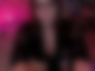 Live cam show with Lila Ellis - Sex on livesuperchat.net