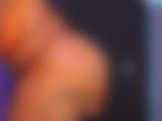 Live cam show with Rox Thee Stallion - Ride on AdultVida.com