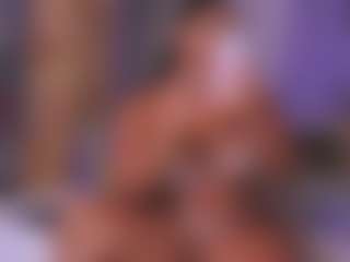 Live cam show with Rox Thee Stallion - Shaved Pussy Curvy on CSO-WL