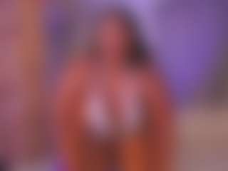 Live cam show with Rox Thee Stallion - Ride on TottyGirls