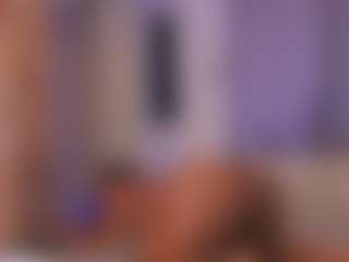 Live cam show with Rox Thee Stallion - Ride on crypto-cams
