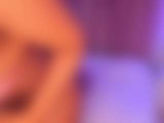 Live cam show with Madison - Interactivetoy on Dolls Live