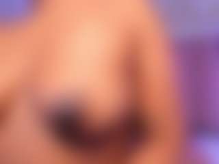 Live cam show with Madison - Interactivetoy on Camsoda