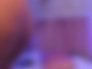 Live cam show with Madison - Interactivetoy on Camsoda