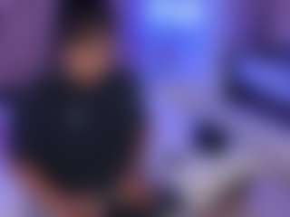 Live cam show with Madison - Nipple Play on CamwithHer