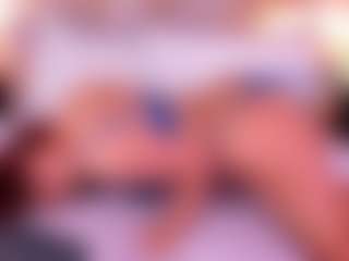 Live cam show with Janna - Dress on chickslive.net