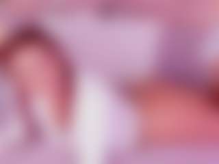 Live cam show with Janna - Old on CamwithHer