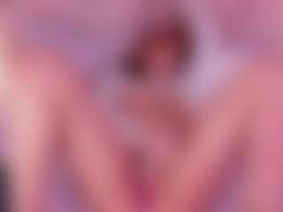 Live cam show with Janna - Old on Camsoda