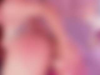 Live cam show with Janna - Machine on madthumbs
