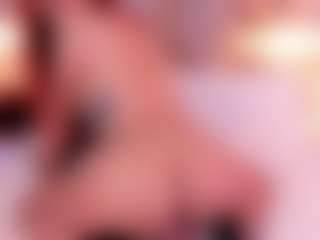 Live cam show with Janna - Anal MILF on Camsoda