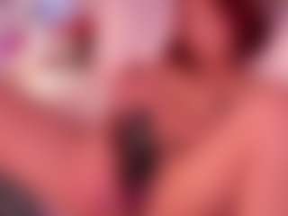 Live cam show with Janna - Dress on CamSextacy