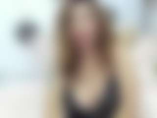 Live cam show with Julia - Nora on Camsoda
