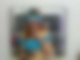 Live cam show with Mia Eatson - Cute on madthumbs