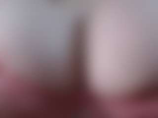 Incredibleboobs's Live Sex Cam Show