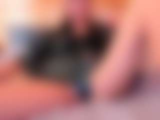 Live cam show with Ultra Chick - Sexcam on AdultVida.com