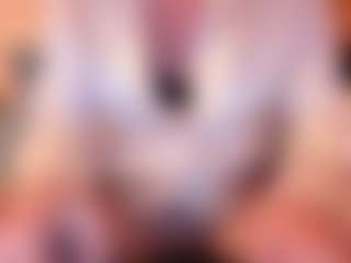 Live cam show with Ultra Chick - Blonde Hair on SpunkLive
