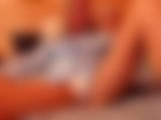 Live cam show with Ultra Chick - Blue Eyes on SquirtSoMuch