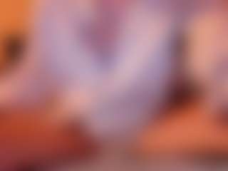 Live cam show with Ultra Chick - Blue Eyes on sexylive.show