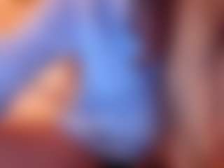 Live cam show with Ultra Chick - Blonde Hair Petite on Camsoda