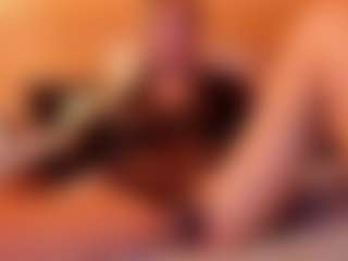 Pokaz na żywo z Ultra Chick - Handjob na Camsoda