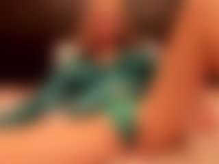 Ultra Chick's Live Sex Cam Show