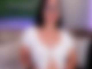 Live cam show with Maria - Smoking on sexylive.show