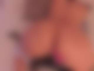Valery Santorini's Live Sex Cam Show