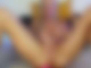 Live cam show with trophymilf - Cougar on Mixed Magazine Live