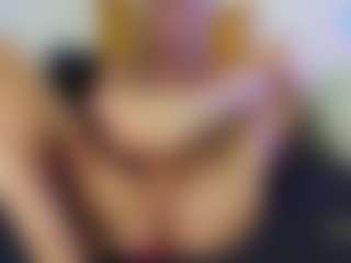 trophymilf's Live Sex Cam Show