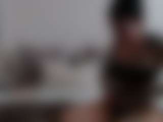 Iamjuliabond's Live Sex Cam Show