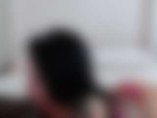 Iamjuliabond's Live Sex Cam Show