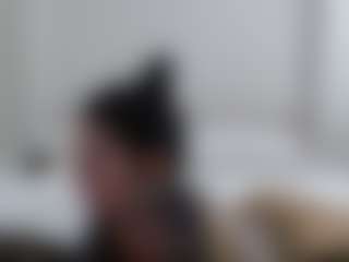 Iamjuliabond's Live Sex Cam Show