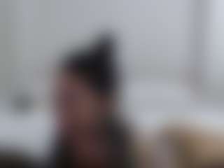 Iamjuliabond's Live Sex Cam Show