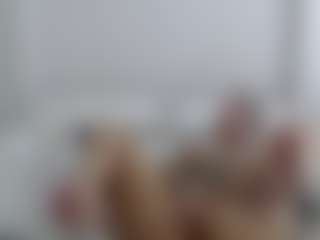 Live cam show with Iamjuliabond - HD Brown Hair on galaxygirlnitro.com