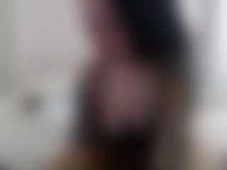 Live cam show with Iamjuliabond - White Curvy on x69.live | united states