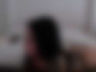 Iamjuliabond's Live Sex Cam Show