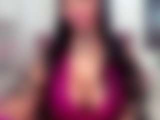 Live cam show with ginnabolton - Tight on hrnylive.com