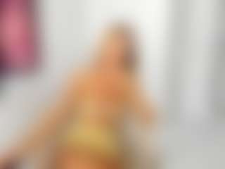 Live cam show with LuvC - Fit on milfzrlive.com