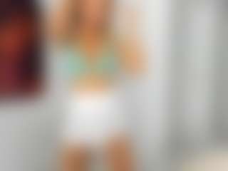 Live cam show with LuvC - Moan on Camsoda