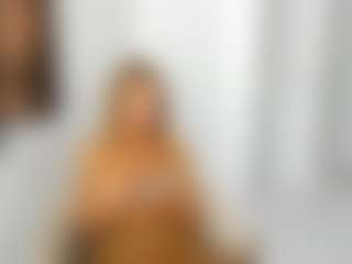 Live cam show with LuvC - Moan on Camsoda