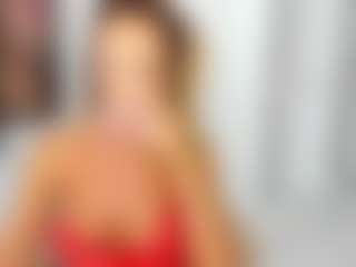 Live cam show with LuvC - Fit on Free Soda