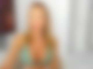 Live cam show with LuvC - Small Tits on AdultVida.com