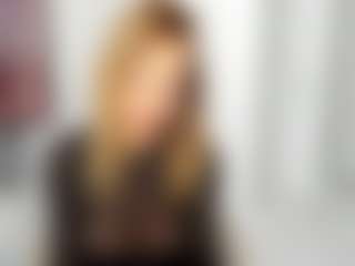 Live cam show with LuvC - Petite Toys on thefappeningchat.com